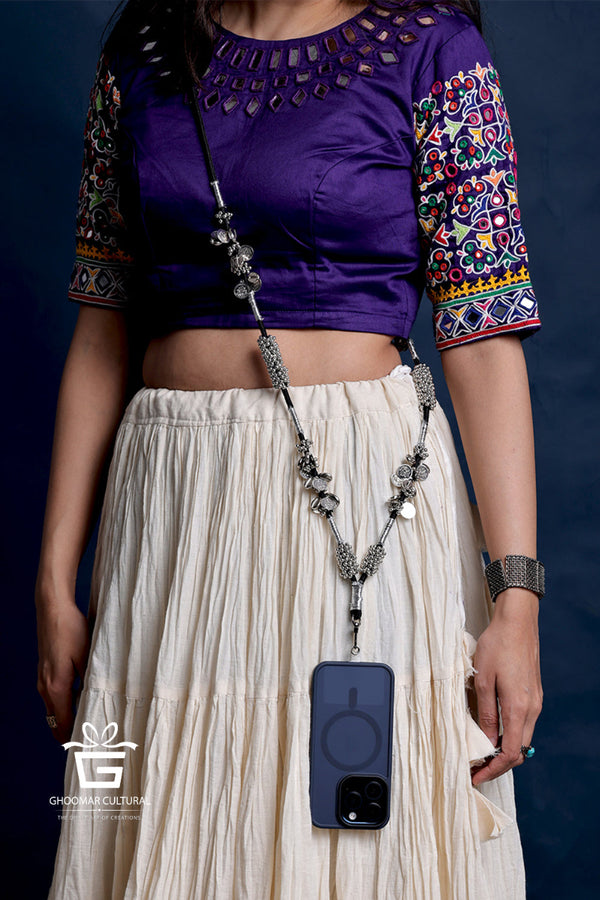 Navratri phone strap

Navratri special phone strap design

Garba night phone strap

Dandiya festival phone accessory

Navratri oxidized jewelry phone strap

Traditional Navratri necklace phone strap

Navratri fashion phone cover

Navratri special phone strap with pearls

Garba outfit matching phone strap