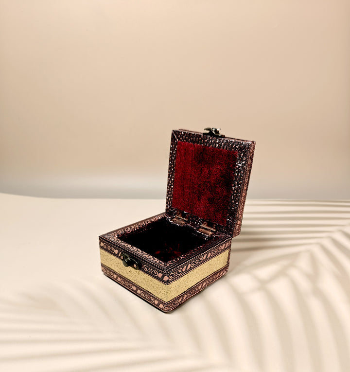 gift box, wedding gift box, storage box,meenakari box