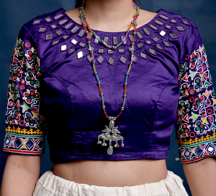 Navratri phone strap

Navratri special phone strap design

Garba night phone strap

Dandiya festival phone accessory

Navratri oxidized jewelry phone strap

Traditional Navratri necklace phone strap

Navratri fashion phone cover

Navratri special phone strap with pearls

Garba outfit matching phone strap